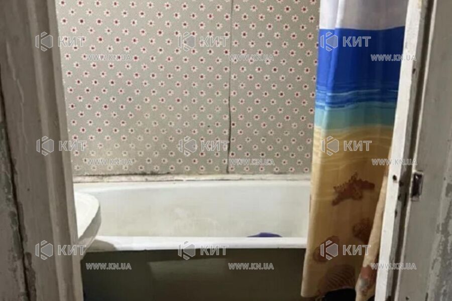Продаж квартири Харків, ХТЗ, Рогань, 40м²