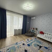 Продаж квартири Харків, Наукова, 84м²
