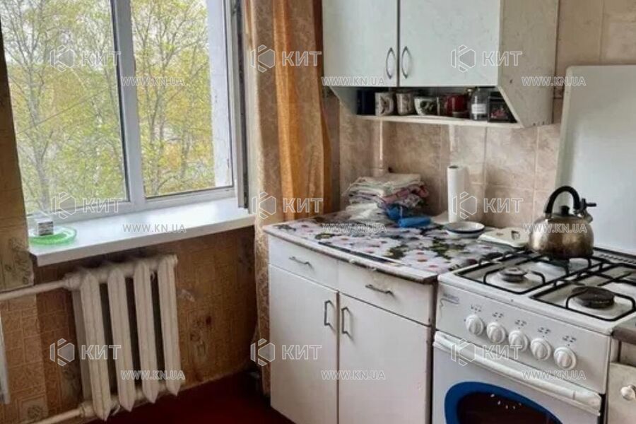 Продаж квартири Харків, ХТЗ, Рогань, 33.2м²