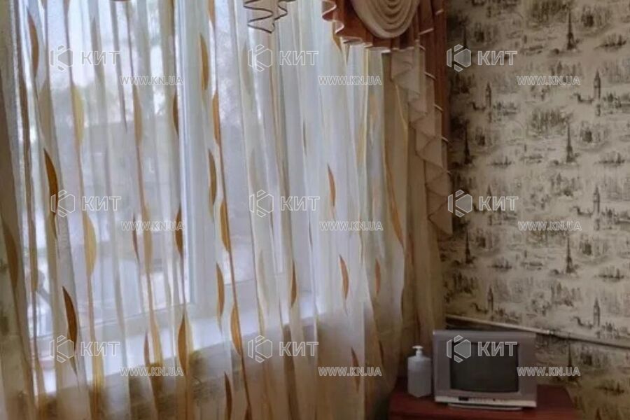 Продаж квартири Харків, ХТЗ, Рогань, 30.4м²