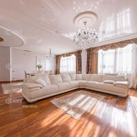 Продаж квартири Харків, Центр, 185м²