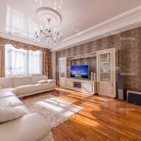 Продаж квартири Харків, Центр, 185м²