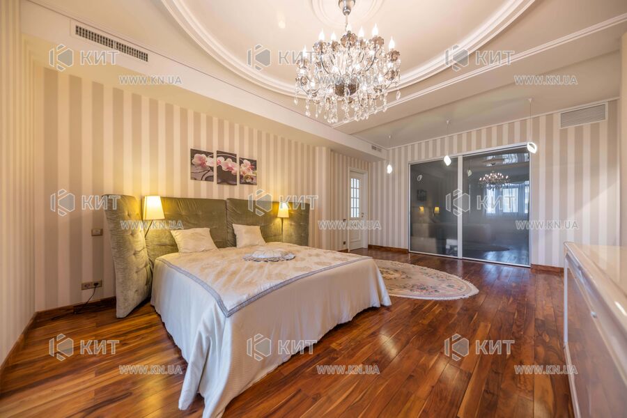 Продаж квартири Харків, Центр, 185м²