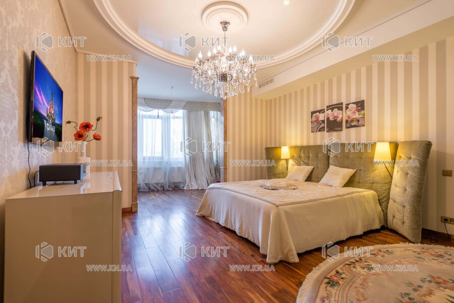 Продаж квартири Харків, Центр, 185м²