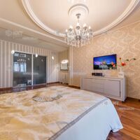 Продаж квартири Харків, Центр, 185м²