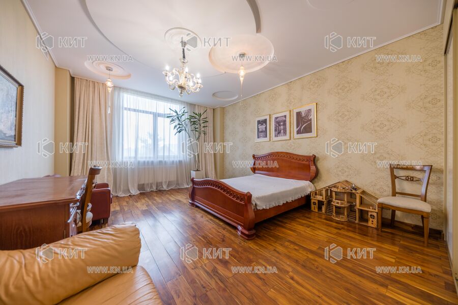 Продаж квартири Харків, Центр, 185м²