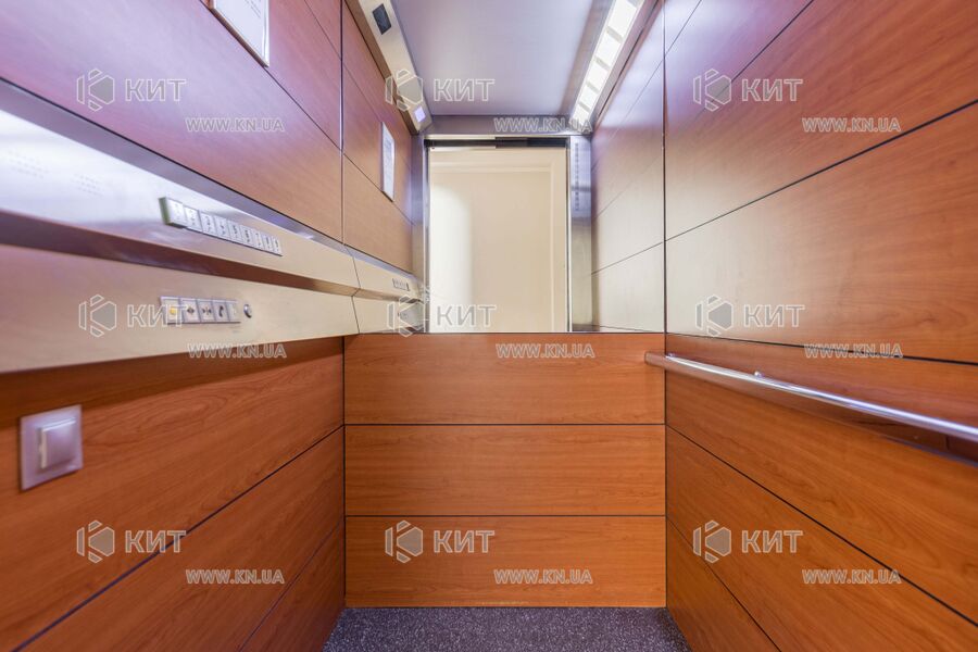 Продаж квартири Харків, Центр, 185м²