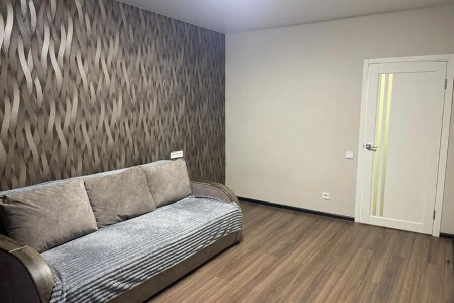 Продажа квартиры Харьков, ХТЗ, Рогань, 42м²