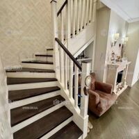 Продажа квартиры Харьков, Гагарина, Спортивная, Защитников, 160м²