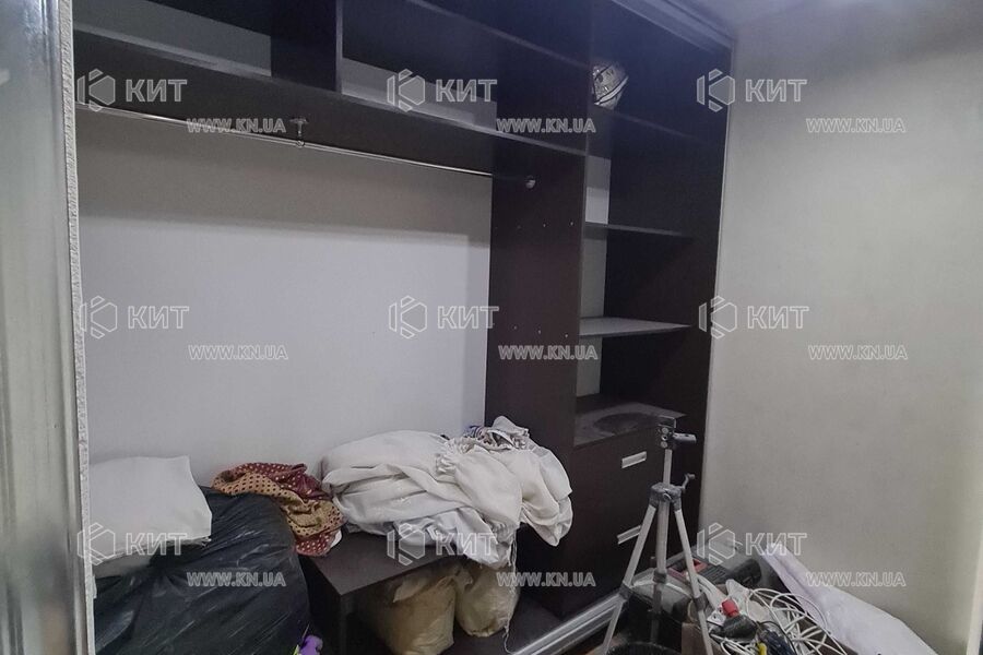 Продаж квартири Харків, Олексіївка, 107м²