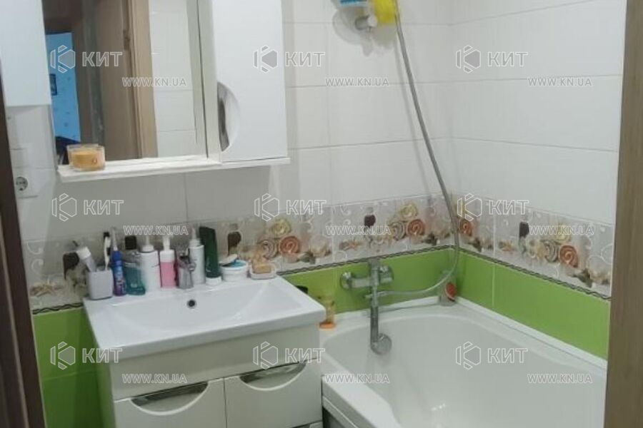 Продаж квартири Харків, Олексіївка, 45м²