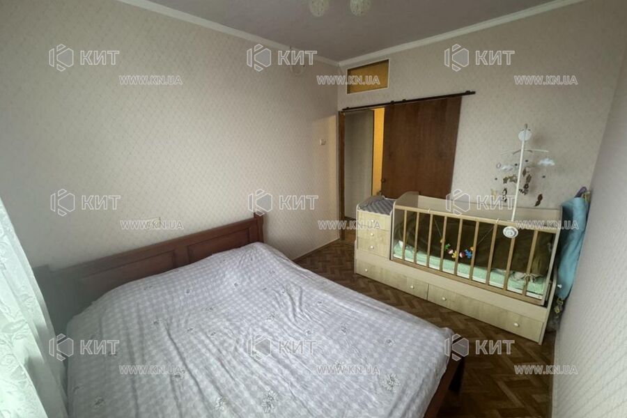 Продаж квартири Харків, Олексіївка, 45м²