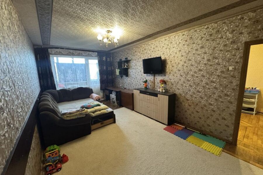 Продаж квартири Харків, Олексіївка, 45м²