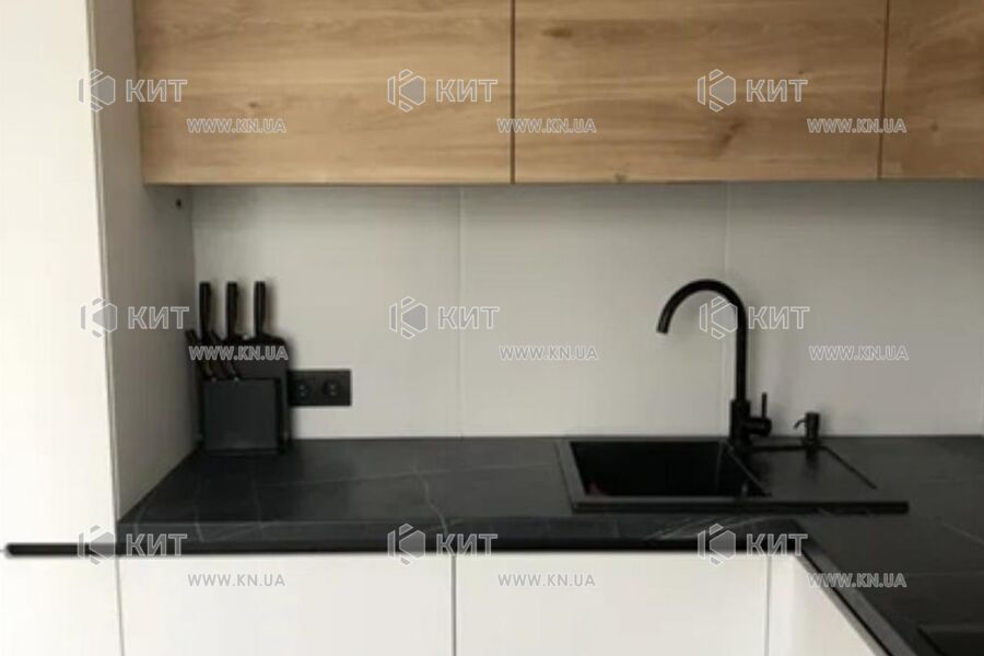 Продаж квартири Харків, ХТЗ, Рогань, 68м²