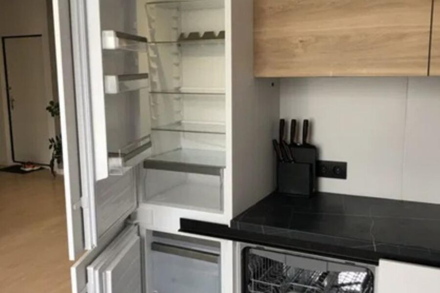 Продаж квартири Харків, ХТЗ, Рогань, 68м²