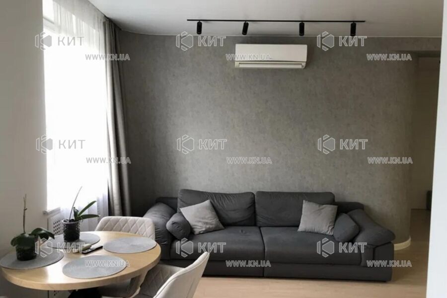 Продаж квартири Харків, ХТЗ, Рогань, 68м²