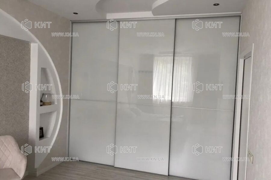 Продаж квартири Харків, ХТЗ, Рогань, 68м²