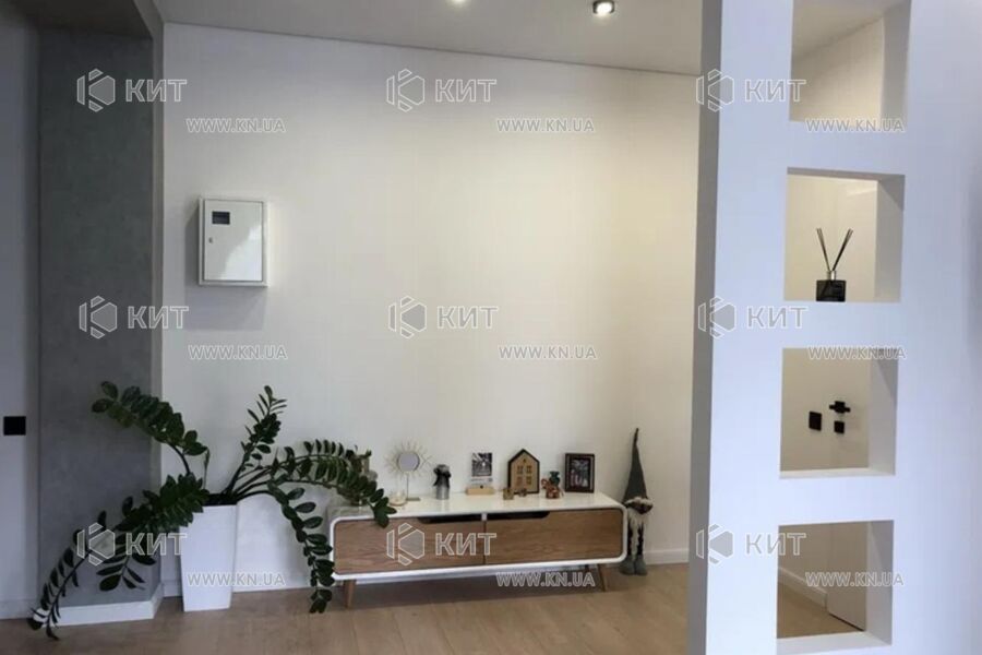 Продаж квартири Харків, ХТЗ, Рогань, 68м²