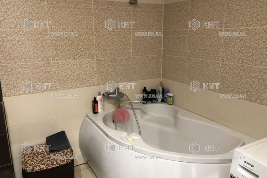 Продаж квартири Харків, ХТЗ, Рогань, 68м²