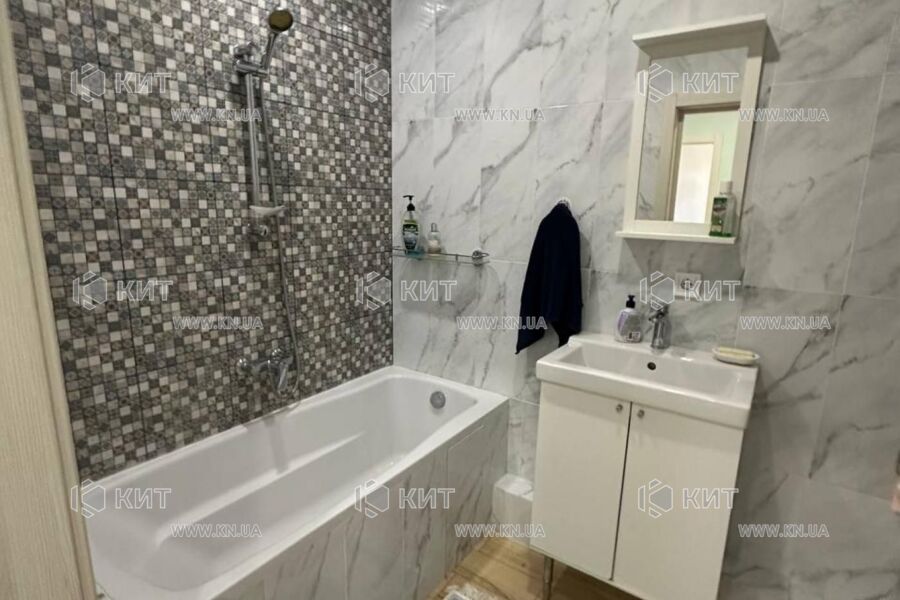 Продаж квартири Харків, Олексіївка, 38м²