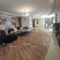 Продаж квартири Харків, Спортивна, 202м²