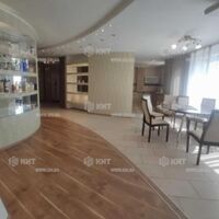 Продаж квартири Харків, Спортивна, 202м²