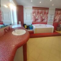 Продаж квартири Харків, Спортивна, 202м²