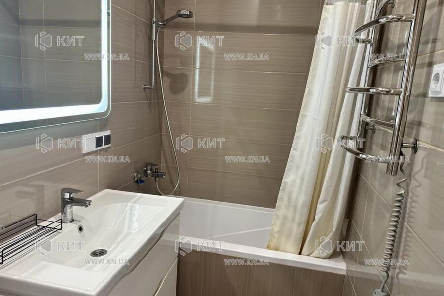 Продажа квартиры Харьков, Гагарина, Спортивная, Защитников, 17м²