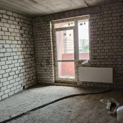 Продажа 	 Харків, Ньютона Сергія Барсукова (Федоренка) вул.   98