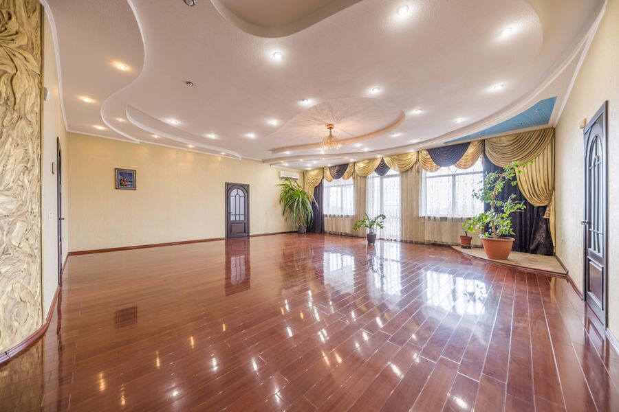 Продажа дома Харьков, Холодная Гора, 450м²