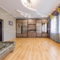 Продажа дома Харьков, Холодная Гора, 450м²