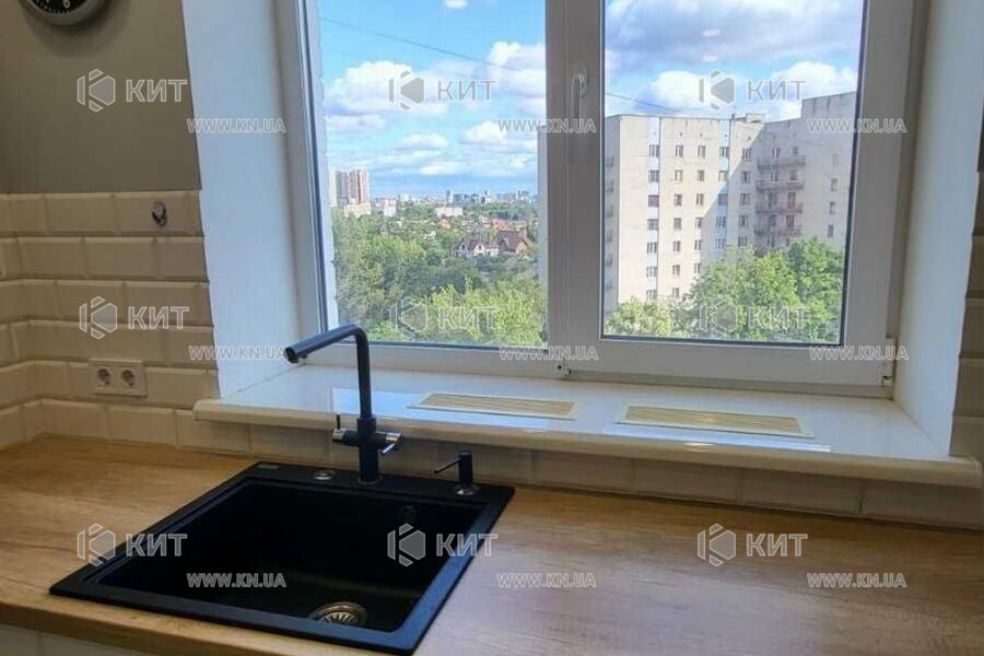 Продаж квартири Харків, Олексіївка, 74м²