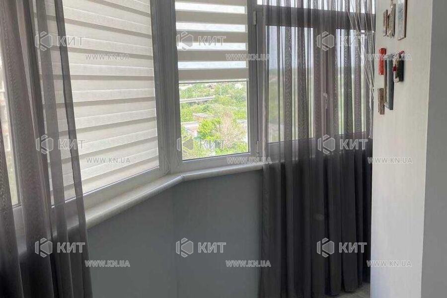 Продажа квартиры Харьков, Алексеевка, 70м²