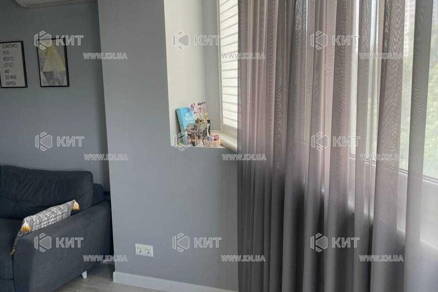 Продажа квартиры Харьков, Алексеевка, 70м²