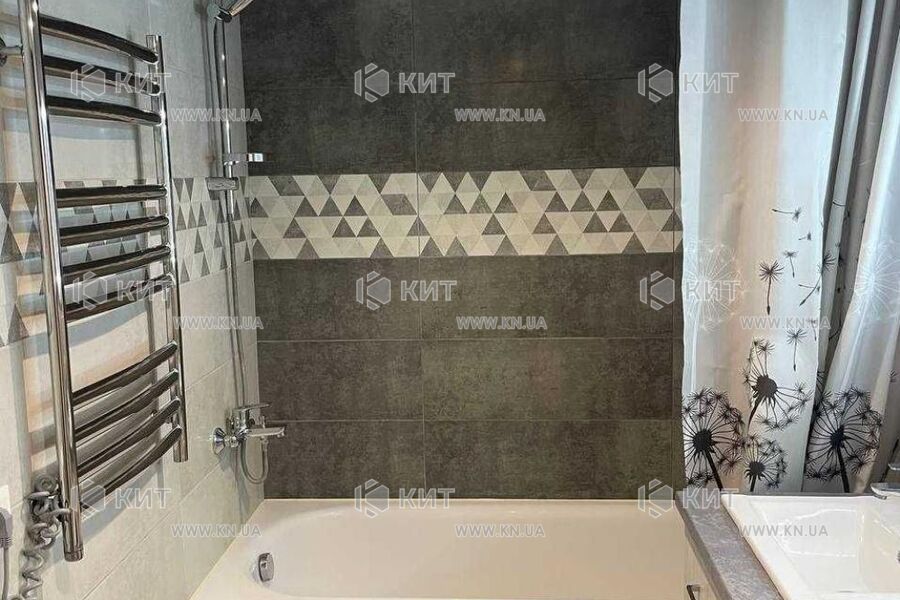 Продажа квартиры Харьков, Алексеевка, 70м²