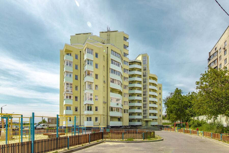 Продажа квартиры Харьков, Алексеевка, 70м²