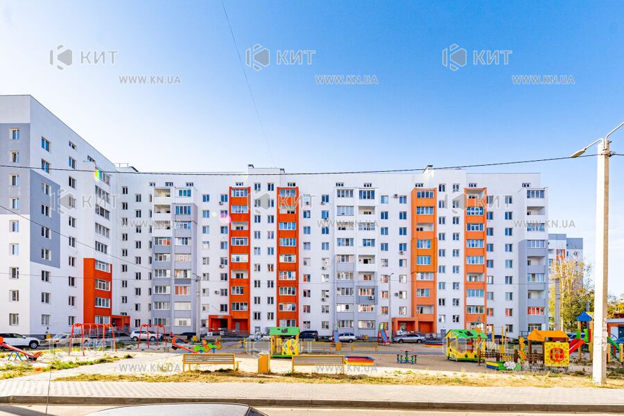 Продажа квартиры Харьков, ХТЗ, Рогань, 76м²