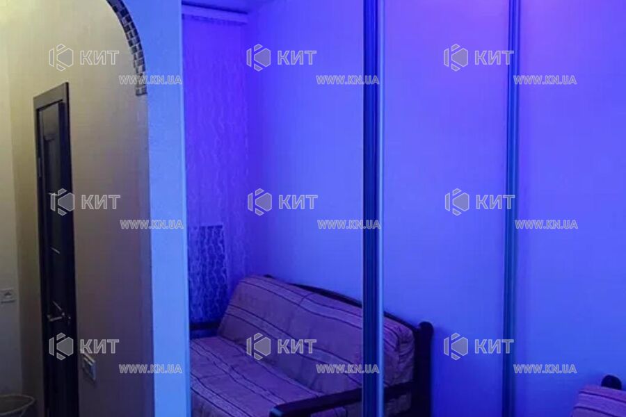 Продажа квартиры Харьков, Гагарина, Спортивная, Защитников, 18м²