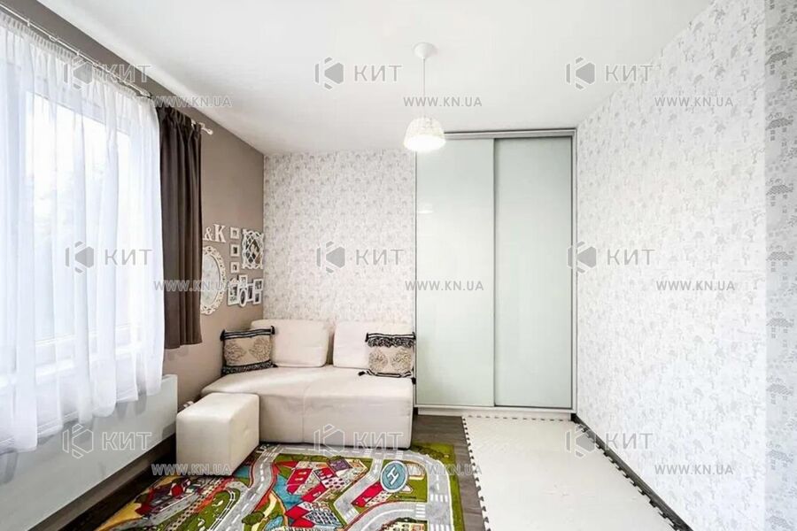 Продаж квартири Харків, Олексіївка, 73м²