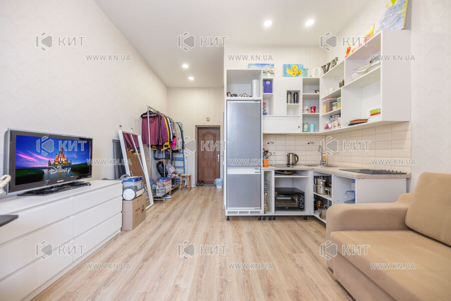 Продажа квартиры Харьков, ХТЗ, Рогань, 22м²