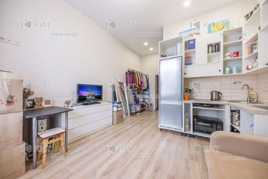 Продажа квартиры Харьков, ХТЗ, Рогань, 22м²