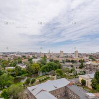 Продажа квартиры Харьков, Площадь Героев Небесной Сотни, 90м²