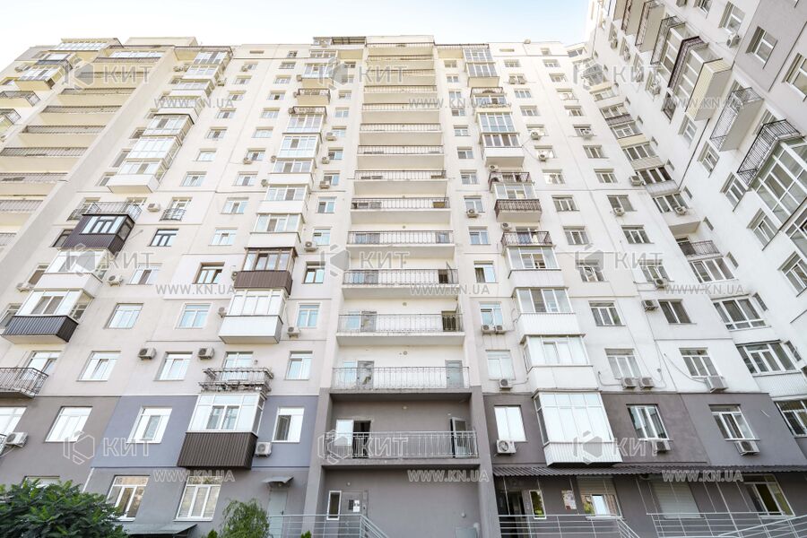 Продажа квартиры Харьков, Спортивная, Гагарина, Защитников, 101м²