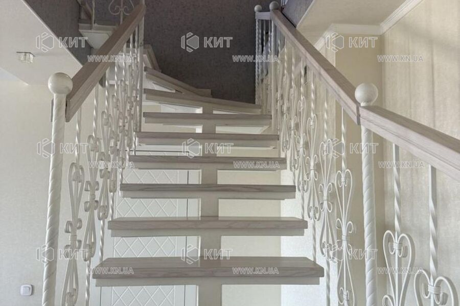 Продажа квартиры Харьков, Новые дома, 140м²