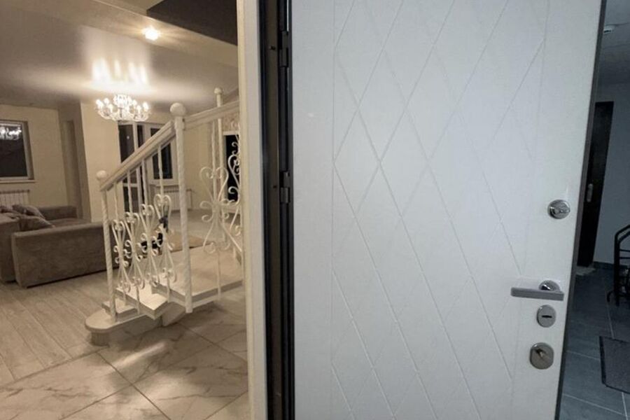 Продажа квартиры Харьков, Новые дома, 140м²