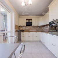 Продажа квартиры Харьков, Алексеевка, 56м²