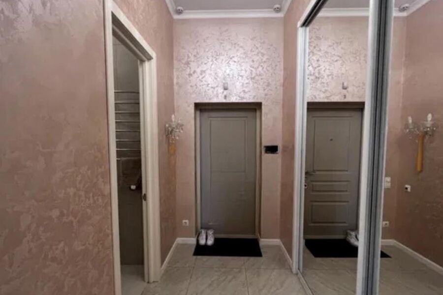Продаж квартири Харків, Центр, 108м²