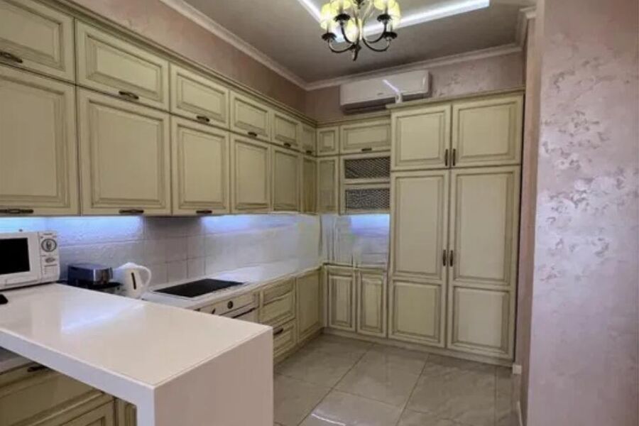 Продаж квартири Харків, Центр, 108м²