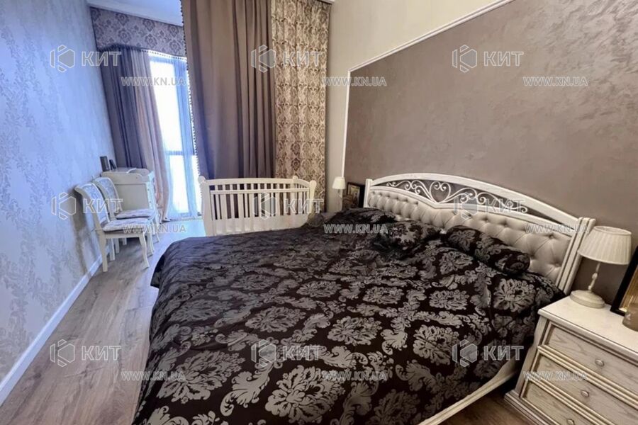 Продаж квартири Харків, Центр, 108м²