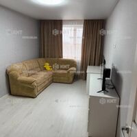 Продаж квартири Харків, ХТЗ, Рогань, 40м²